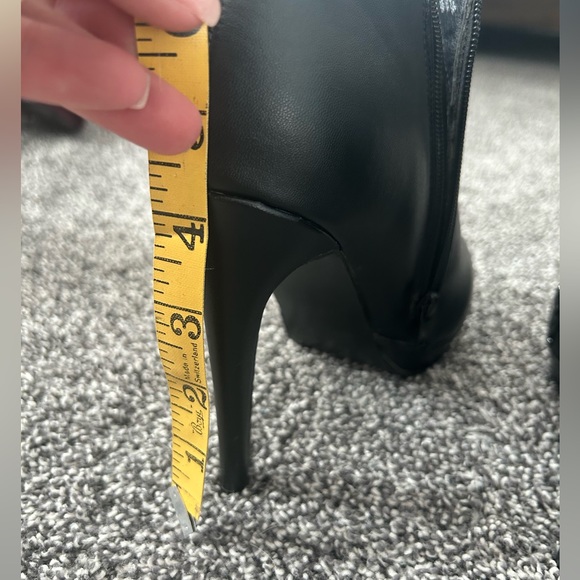 EUC- Madden girl booties - Picture 3 of 7